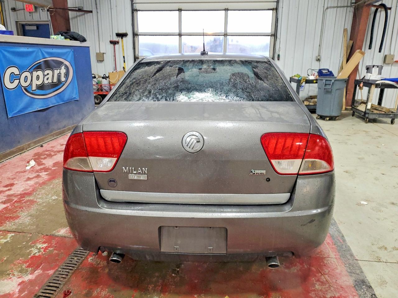 2010 MERCURY MILAN PREMIER photo 6