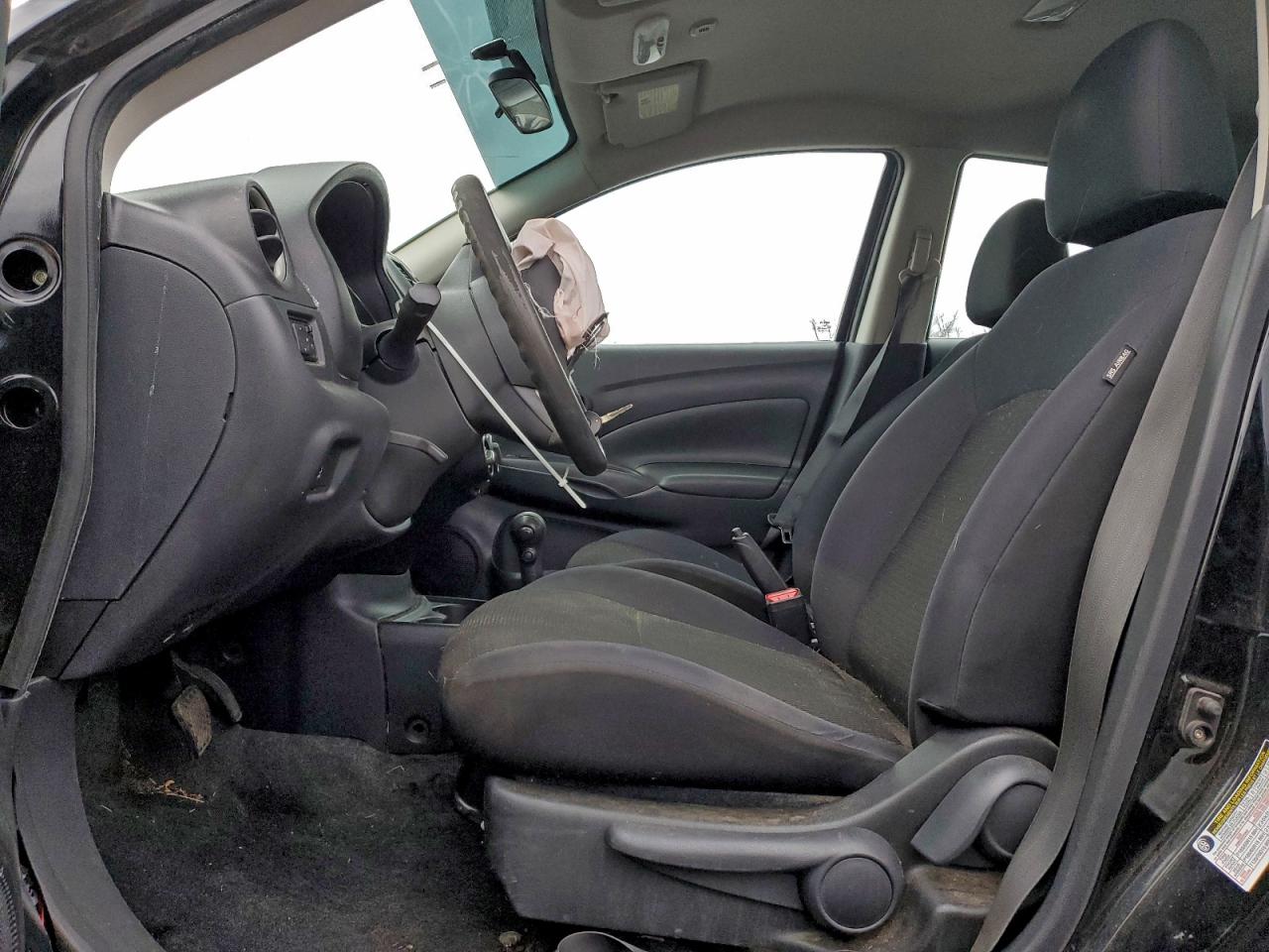 2012 NISSAN VERSA S photo 7