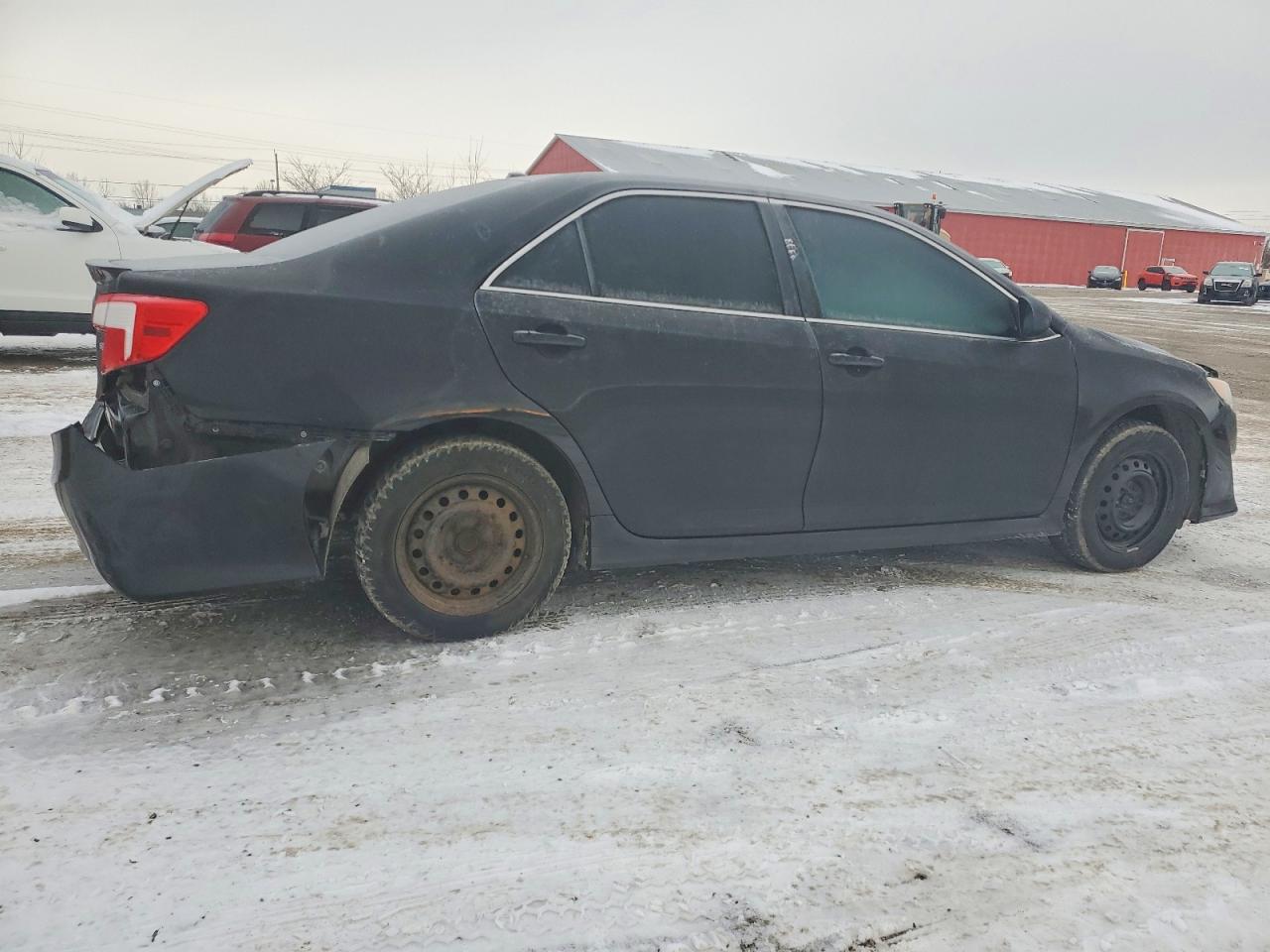 2013 TOYOTA CAMRY L photo 3