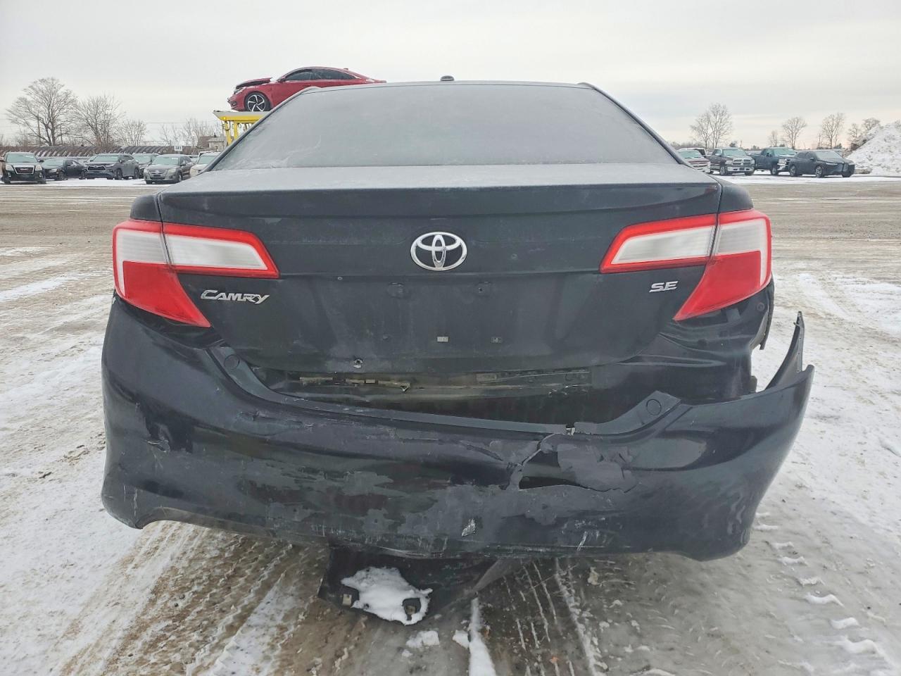 2013 TOYOTA CAMRY L photo 6