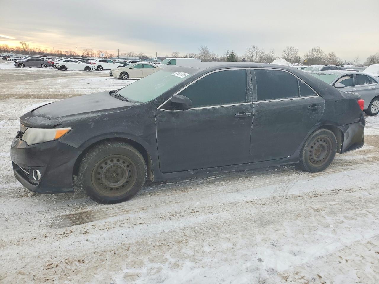 2013 TOYOTA CAMRY