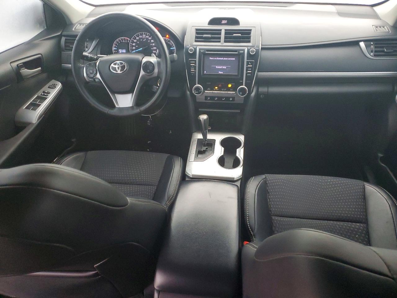 2013 TOYOTA CAMRY L photo 8