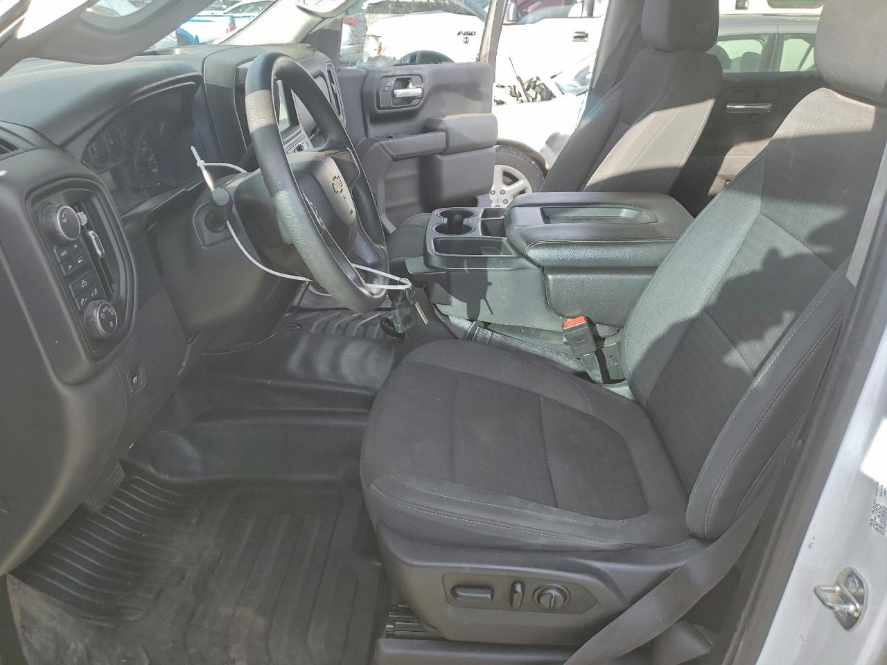 2020 CHEVROLET SILVERADO K1500 photo 7