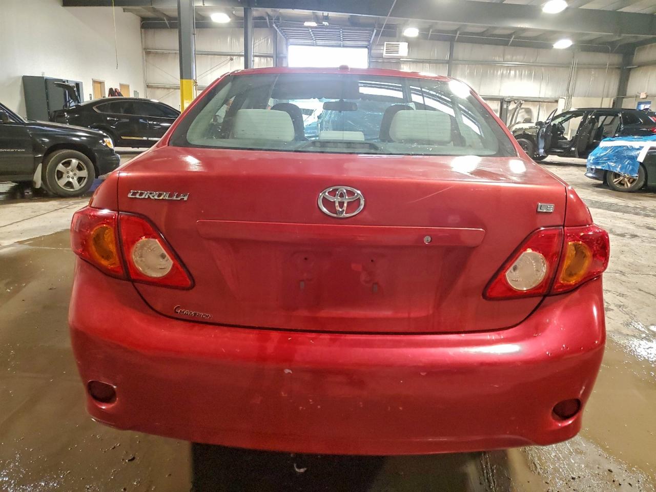 2010 TOYOTA COROLLA LE photo 11