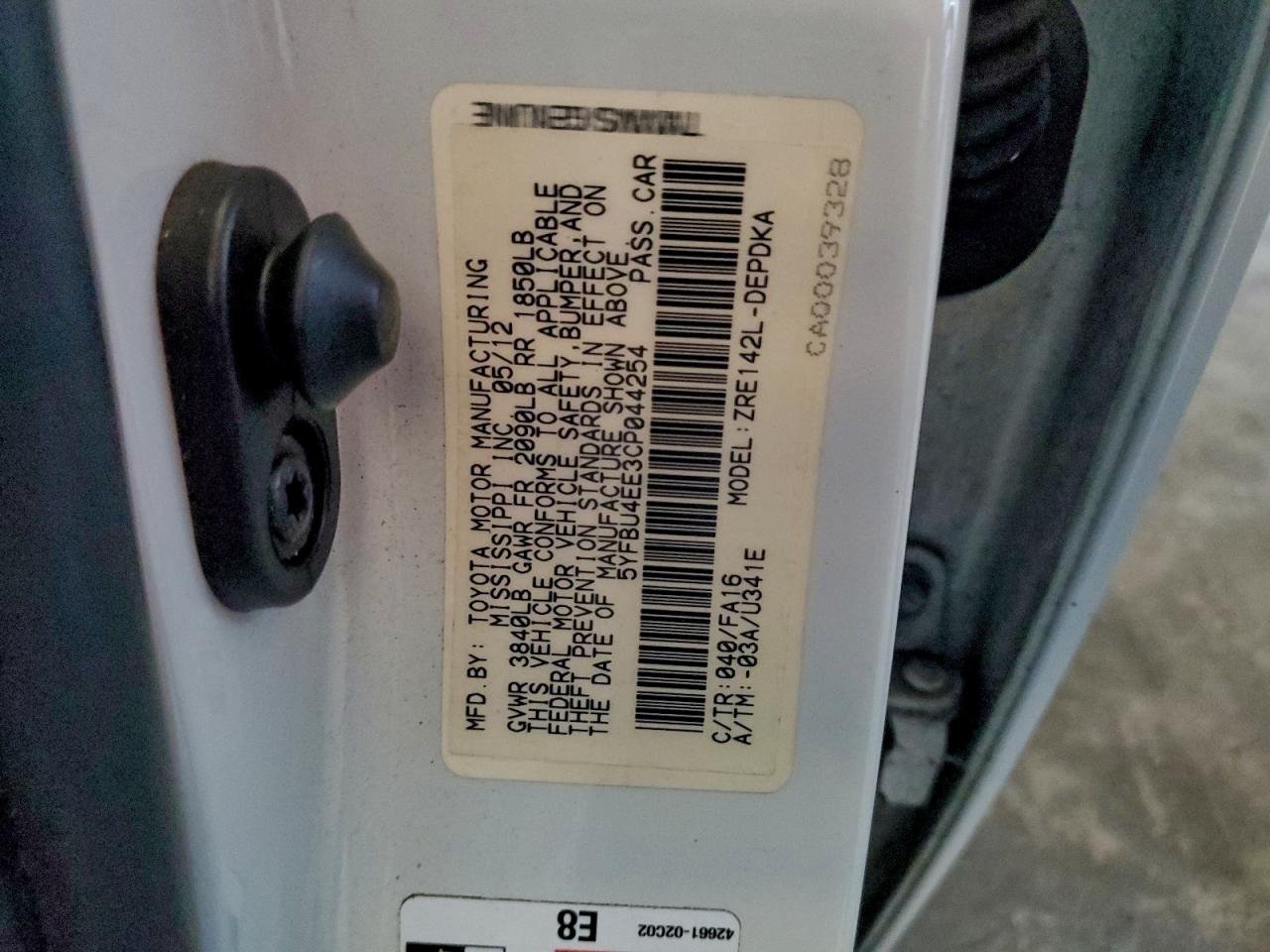 2012 TOYOTA COROLLA BASE photo 12