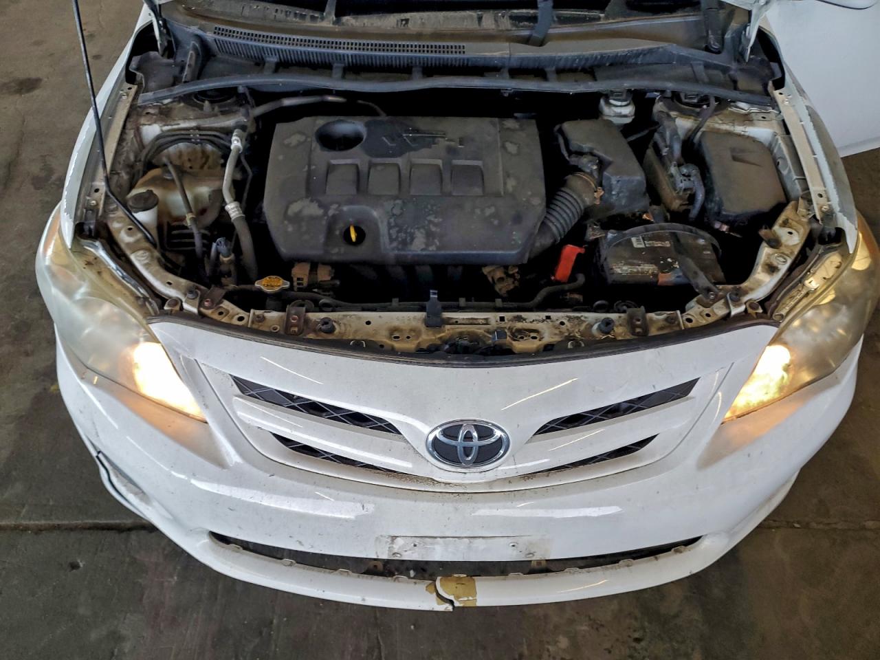 2012 TOYOTA COROLLA BASE photo 11