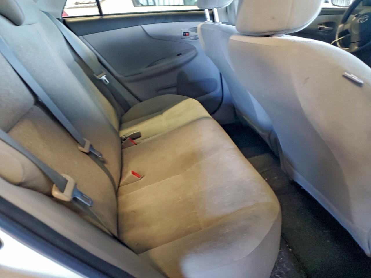 2012 TOYOTA COROLLA BASE photo 10