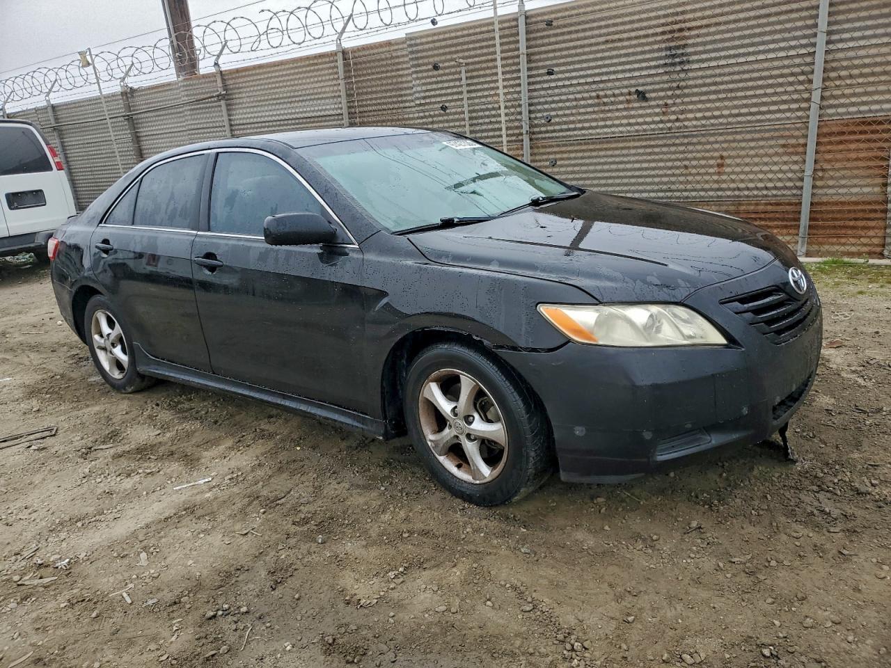 2009 TOYOTA CAMRY BASE photo 4