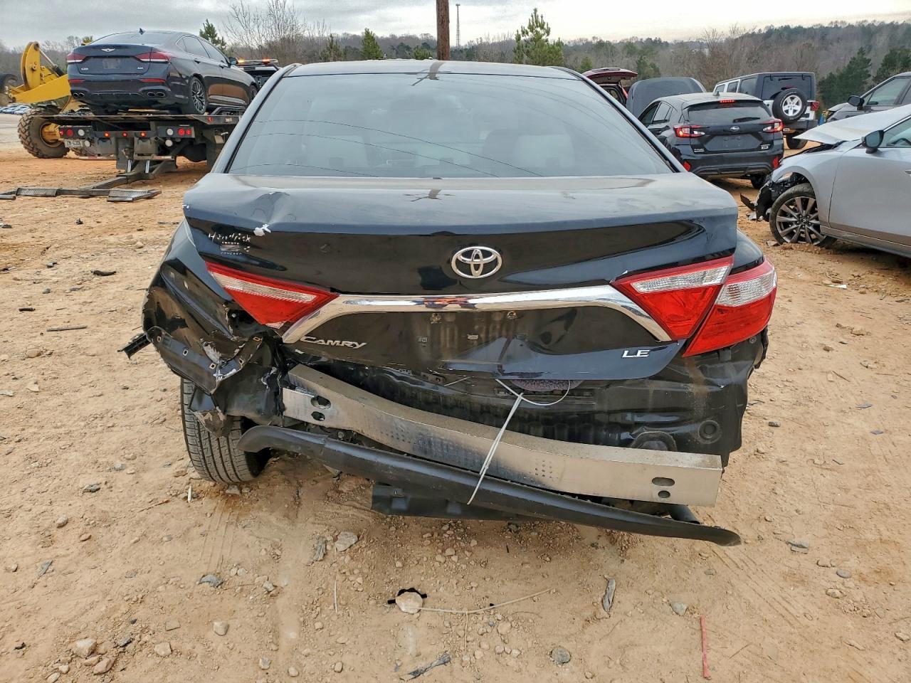 2017 TOYOTA CAMRY LE photo 6
