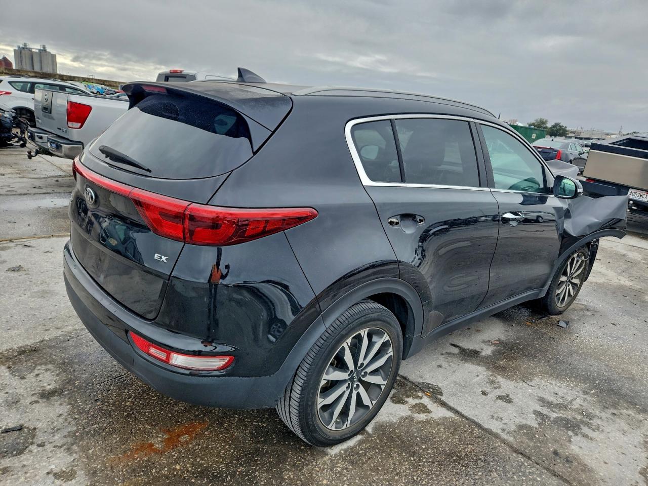 2017 KIA SPORTAGE EX photo 3