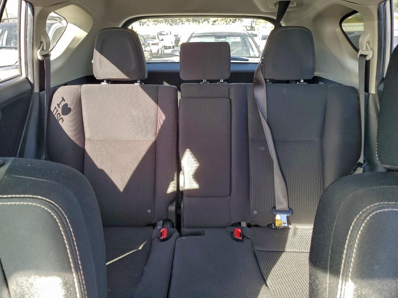 2014 TOYOTA RAV4 XLE photo 10
