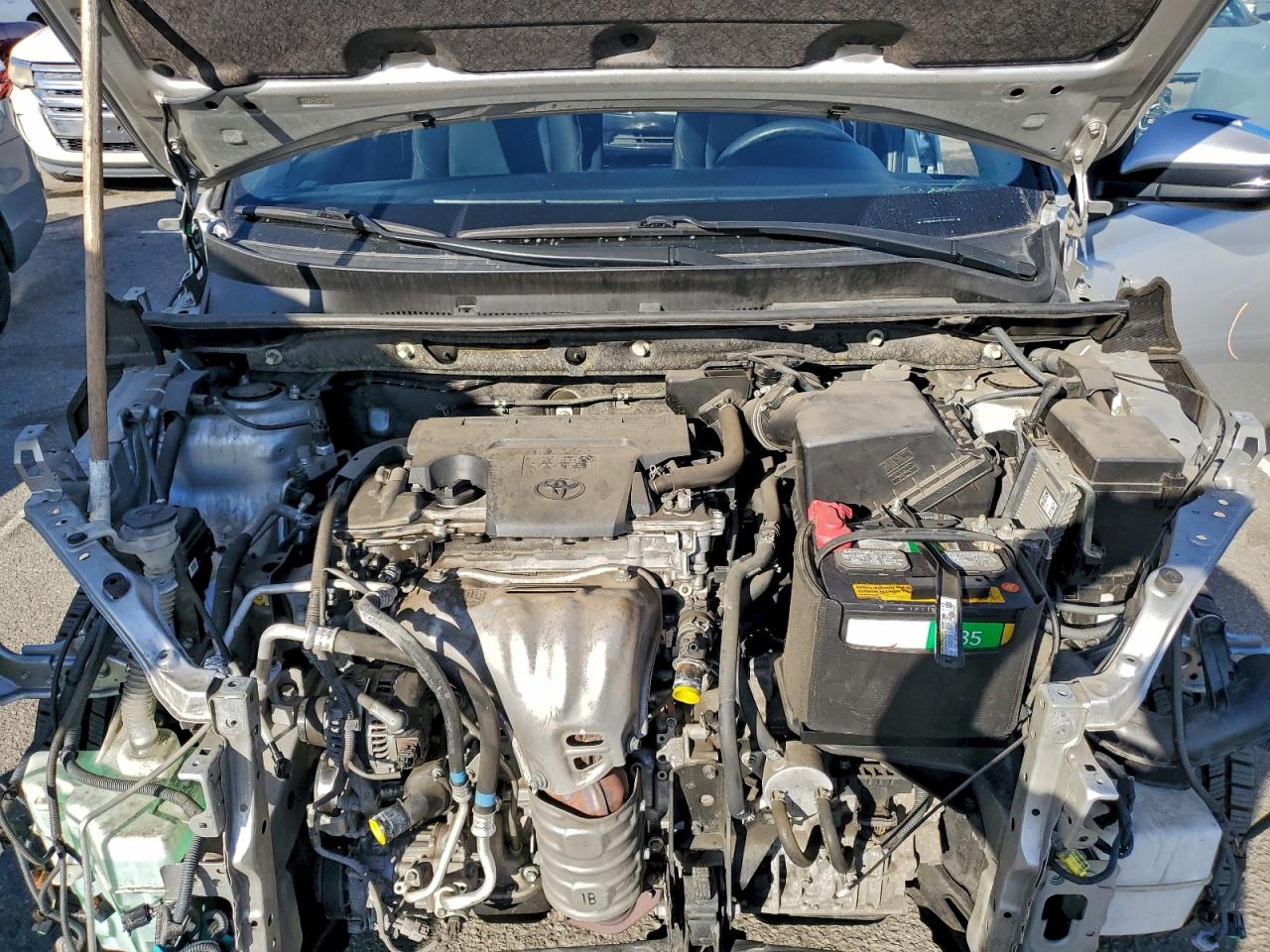 2014 TOYOTA RAV4 XLE photo 12