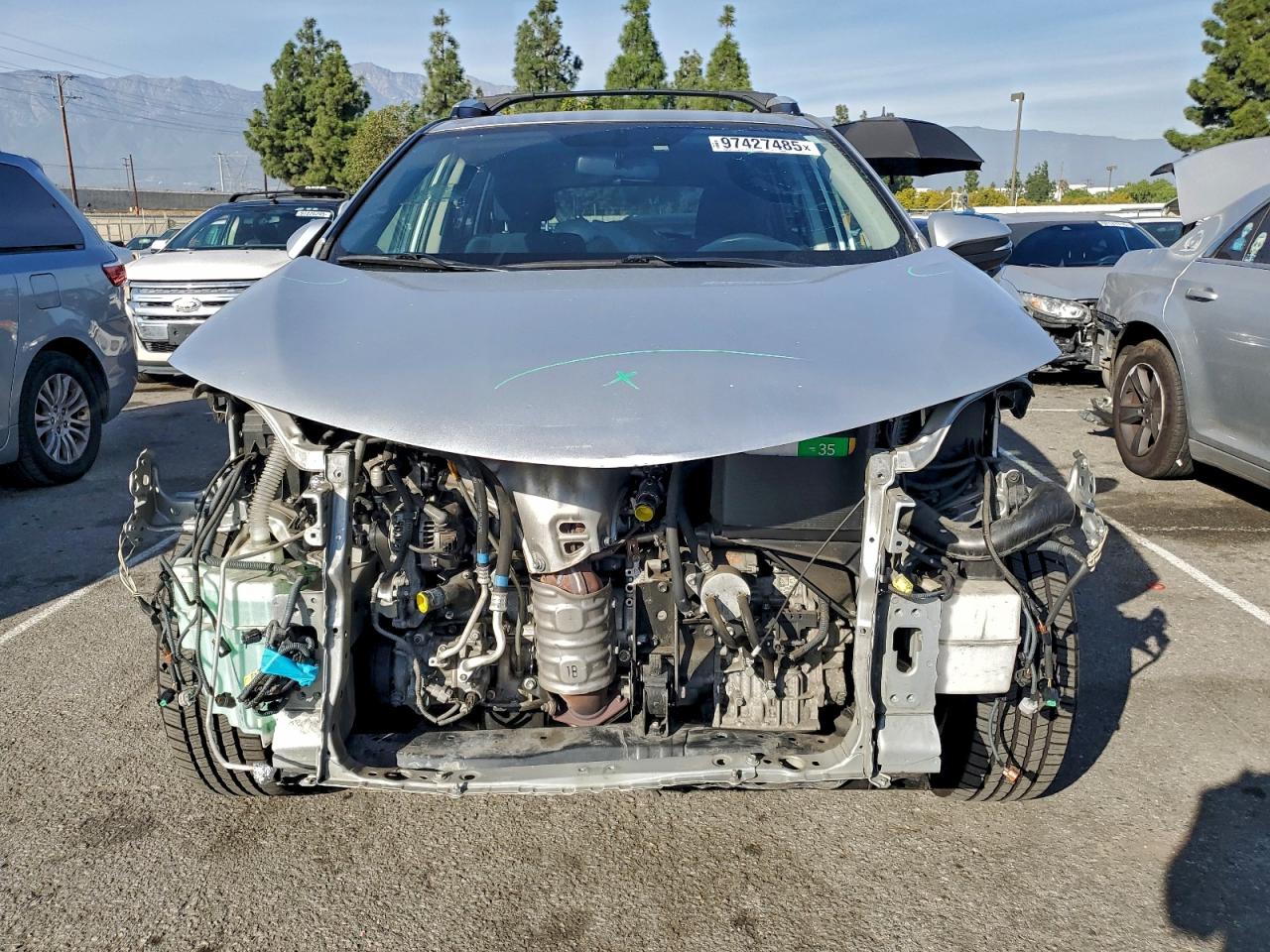 2014 TOYOTA RAV4 XLE photo 5