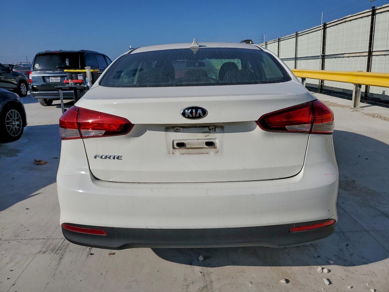 2018 KIA FORTE LX photo 6