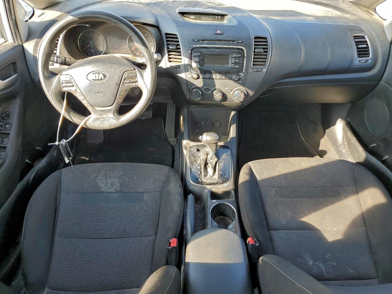 2018 KIA FORTE LX photo 8