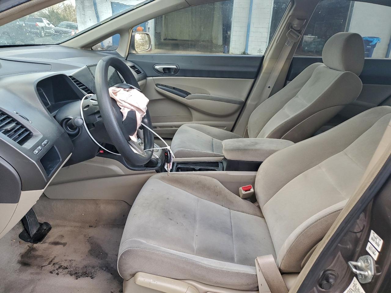 2010 HONDA CIVIC LX photo 7