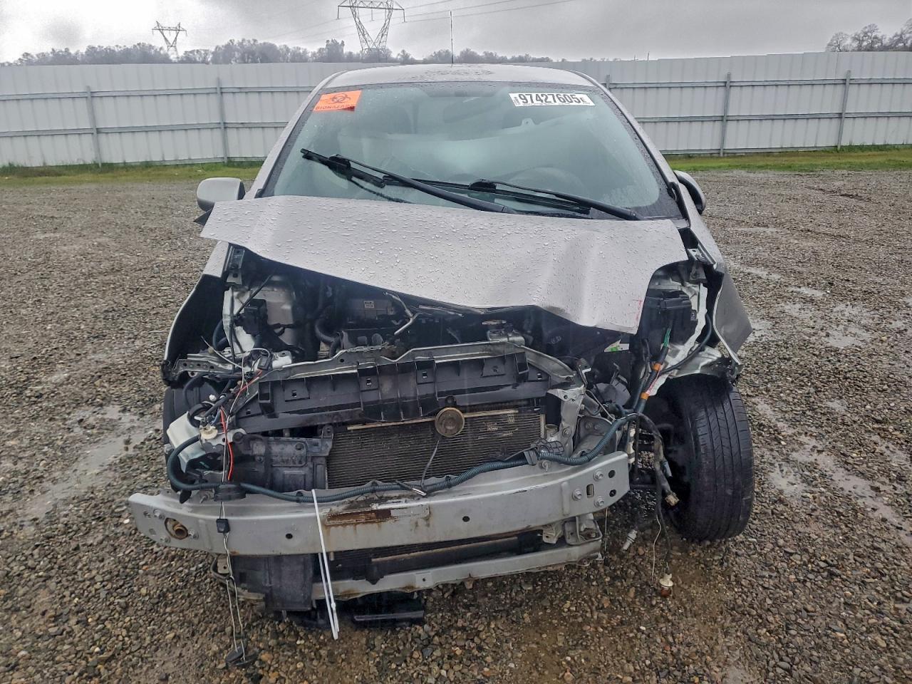 2008 TOYOTA YARIS photo 5