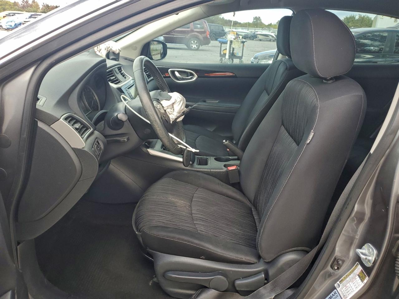 2017 NISSAN SENTRA S photo 7