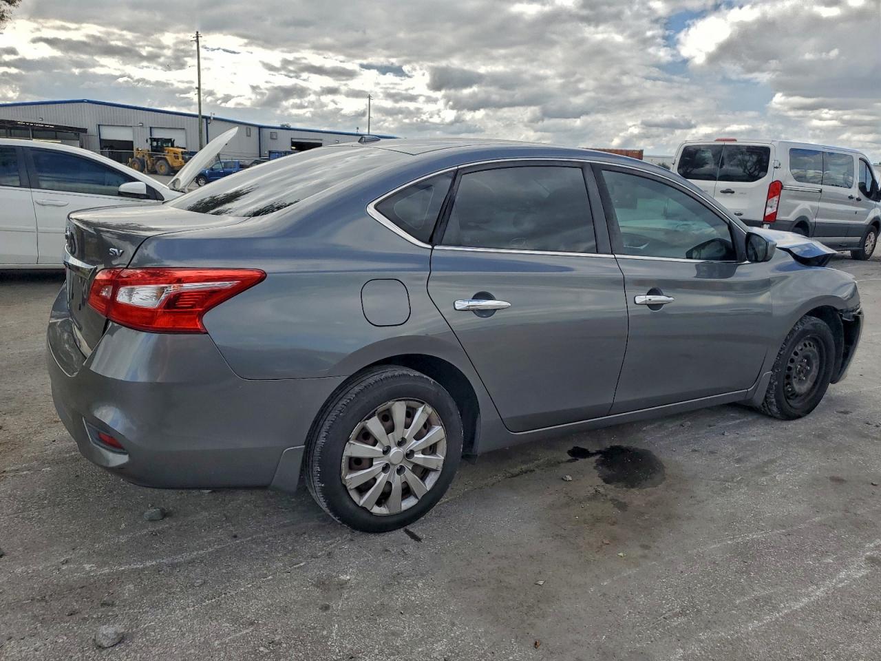 2017 NISSAN SENTRA S photo 3