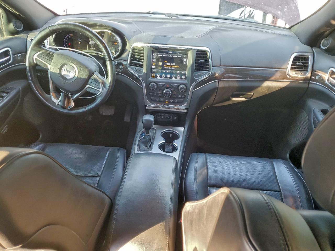 2018 JEEP GRAND CHEROKEE OVERLAND photo 8