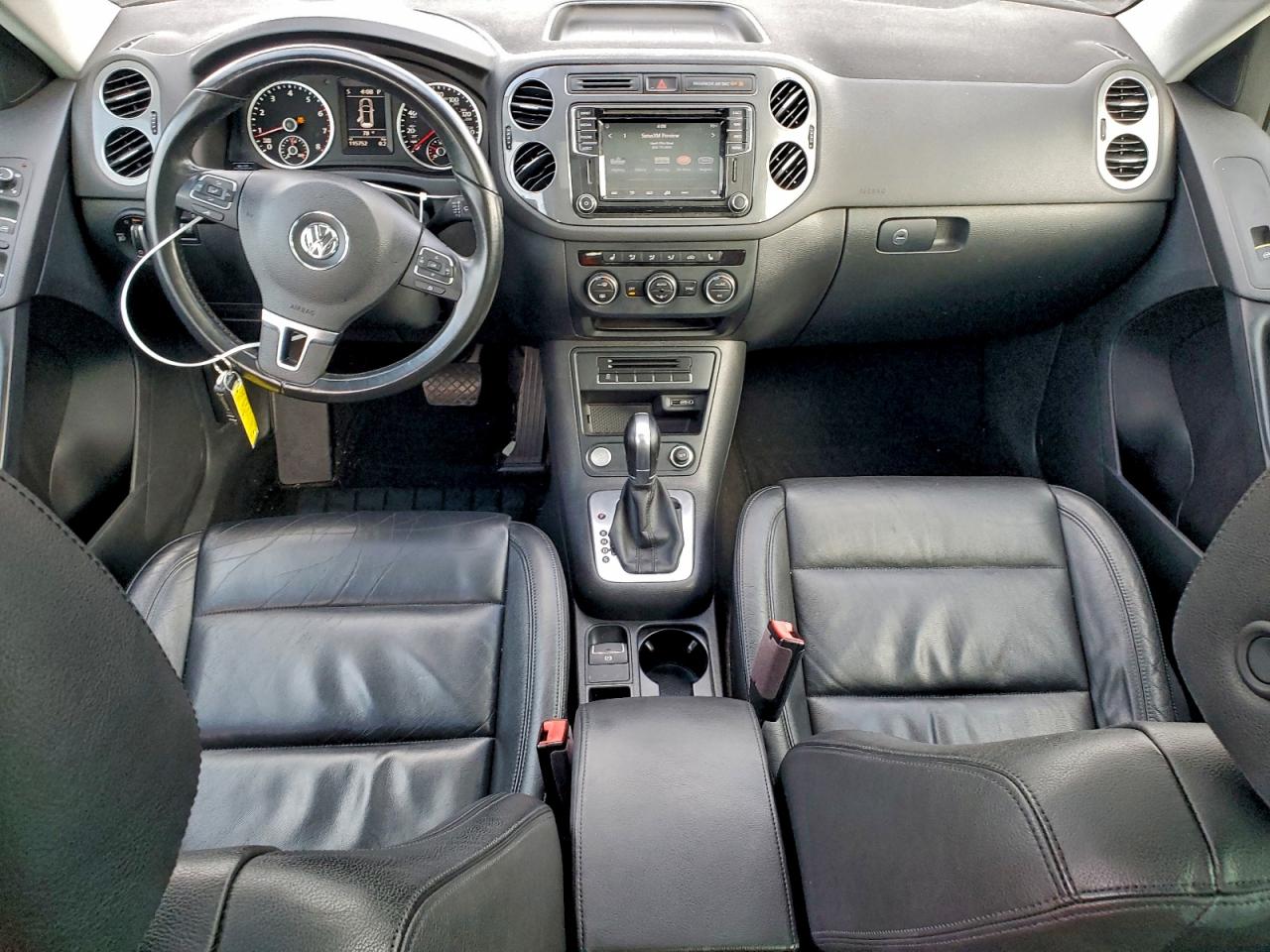 2017 VOLKSWAGEN TIGUAN SPORT photo 8