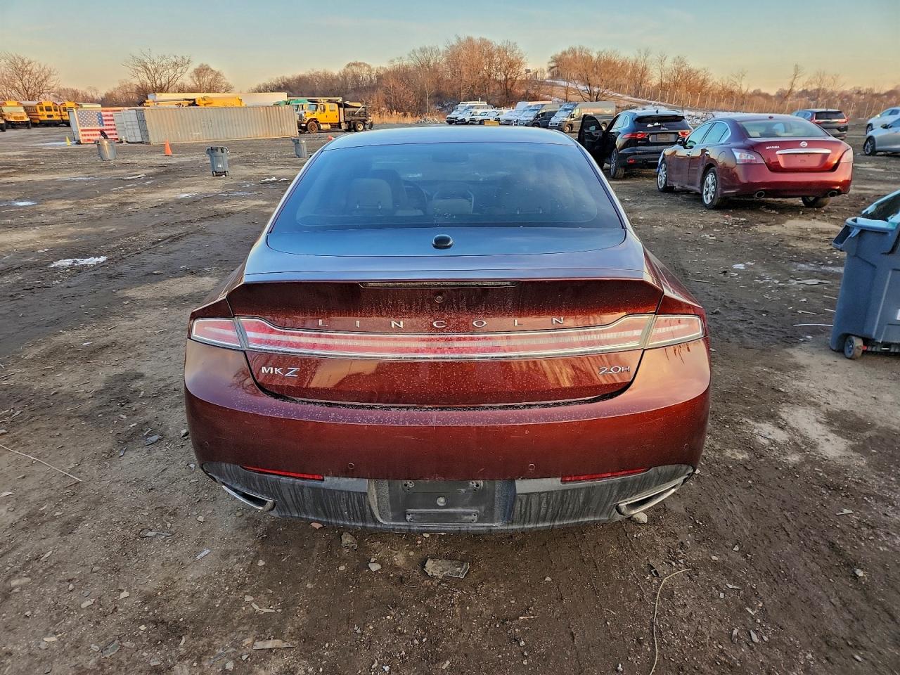 2015 LINCOLN MKZ HYBRID photo 11