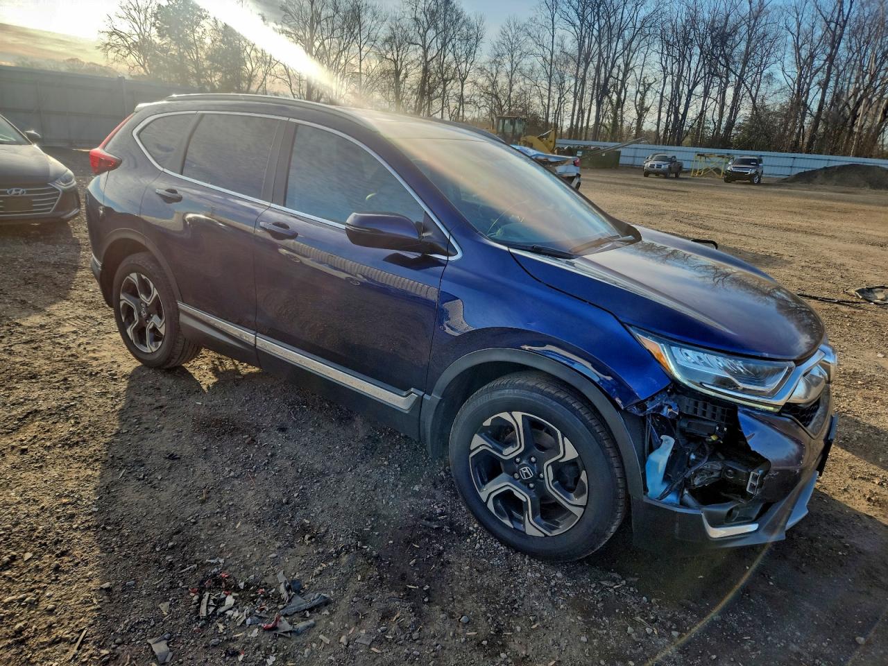 2018 HONDA CR-V TOURING photo 4