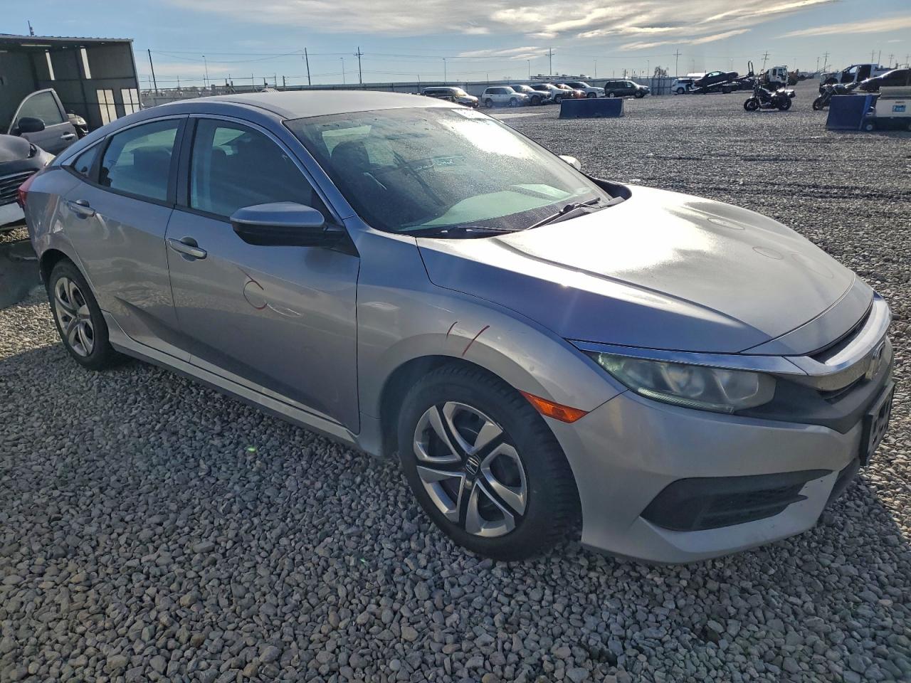 2016 HONDA CIVIC LX photo 4