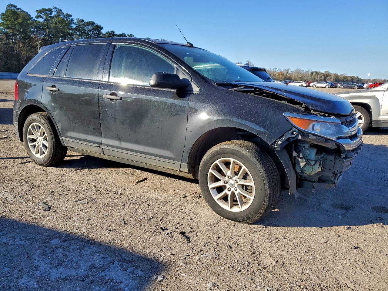 2013 FORD EDGE SE photo 4