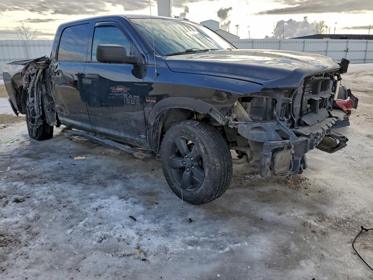 2016 RAM 1500 ST photo 4