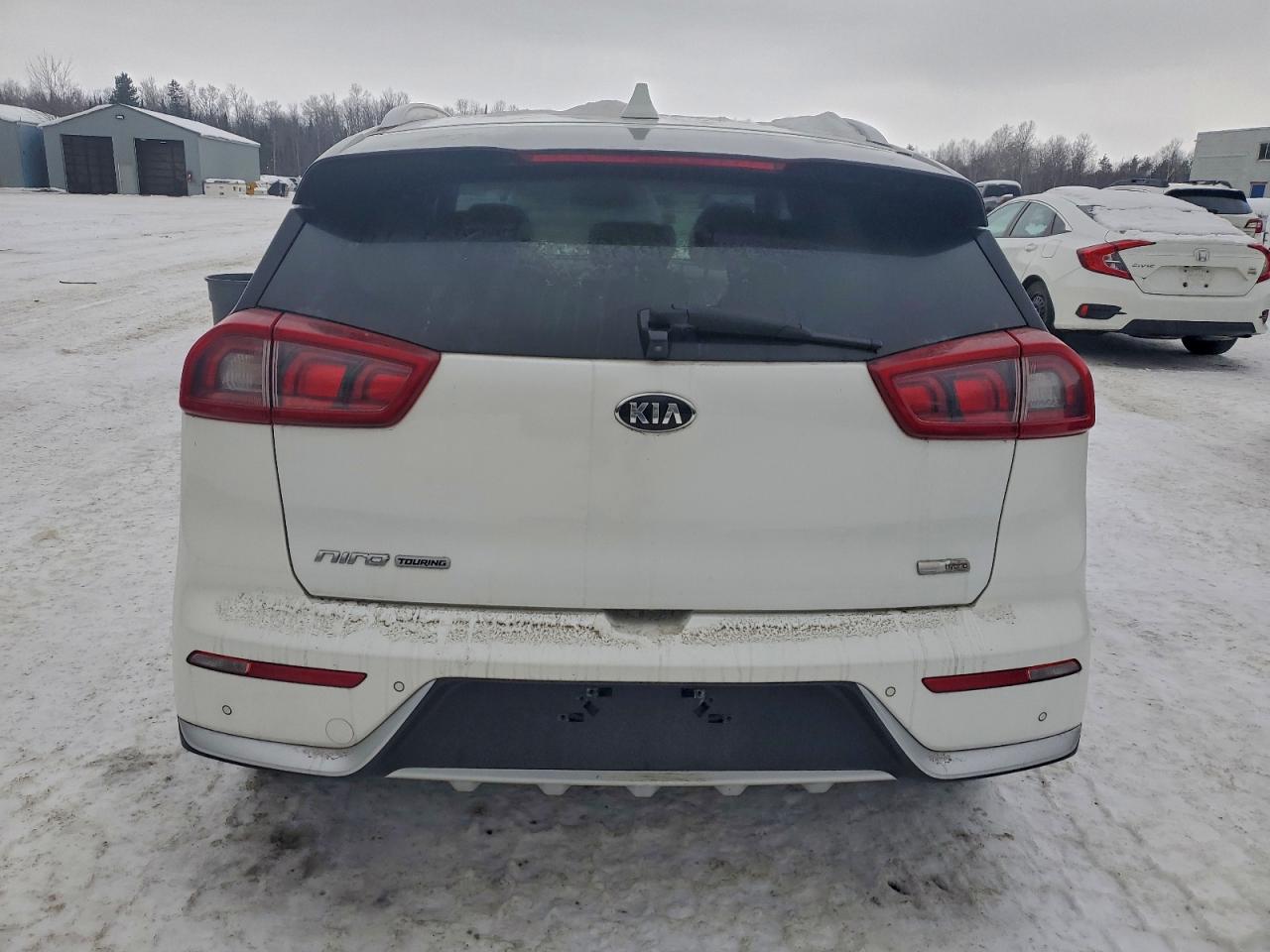 2017 KIA NIRO EX TOURING photo 6