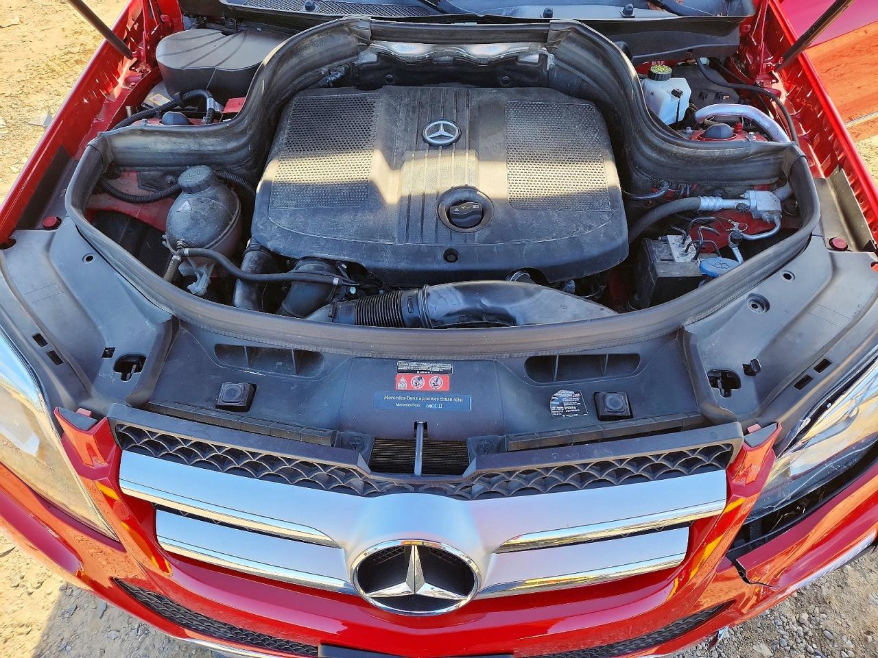 2015 MERCEDES-BENZ GLK 250 BLUETEC photo 12
