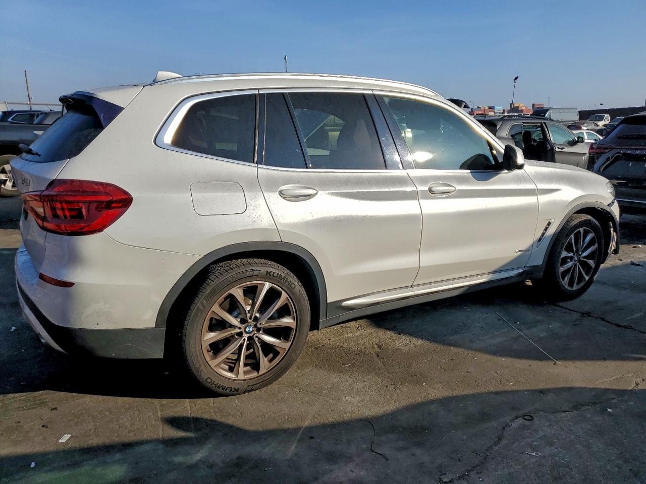 2018 BMW X3 XDRIVE30I photo 3