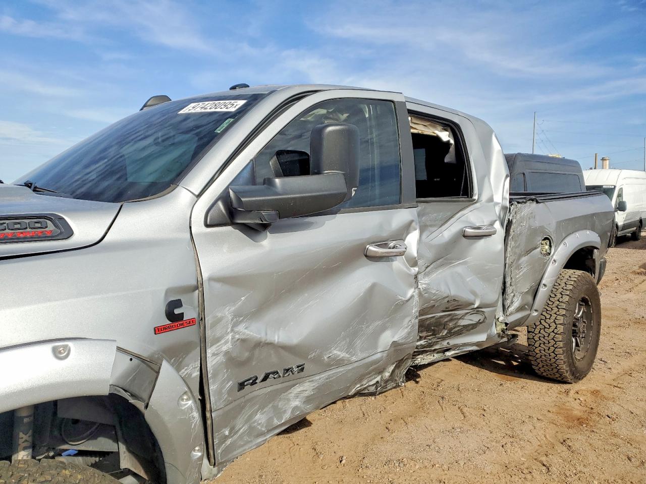 2021 RAM 3500 LIMITED photo 9