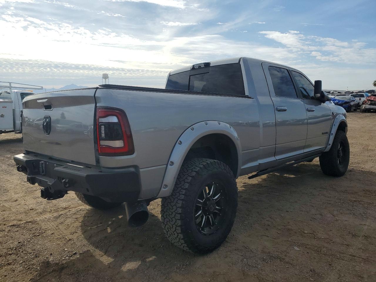 2021 RAM 3500 LIMITED photo 4