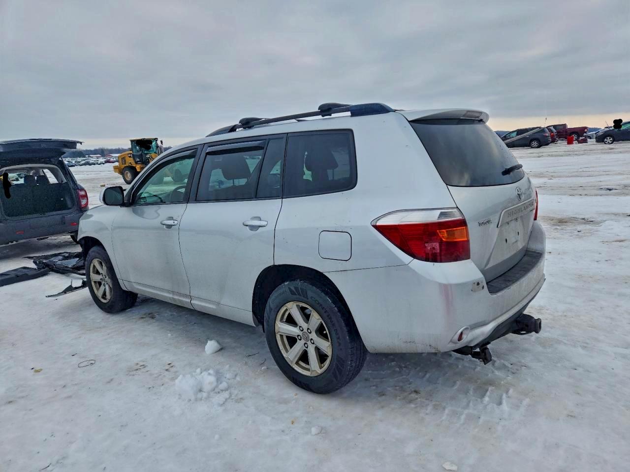 2009 TOYOTA HIGHLANDER photo 2