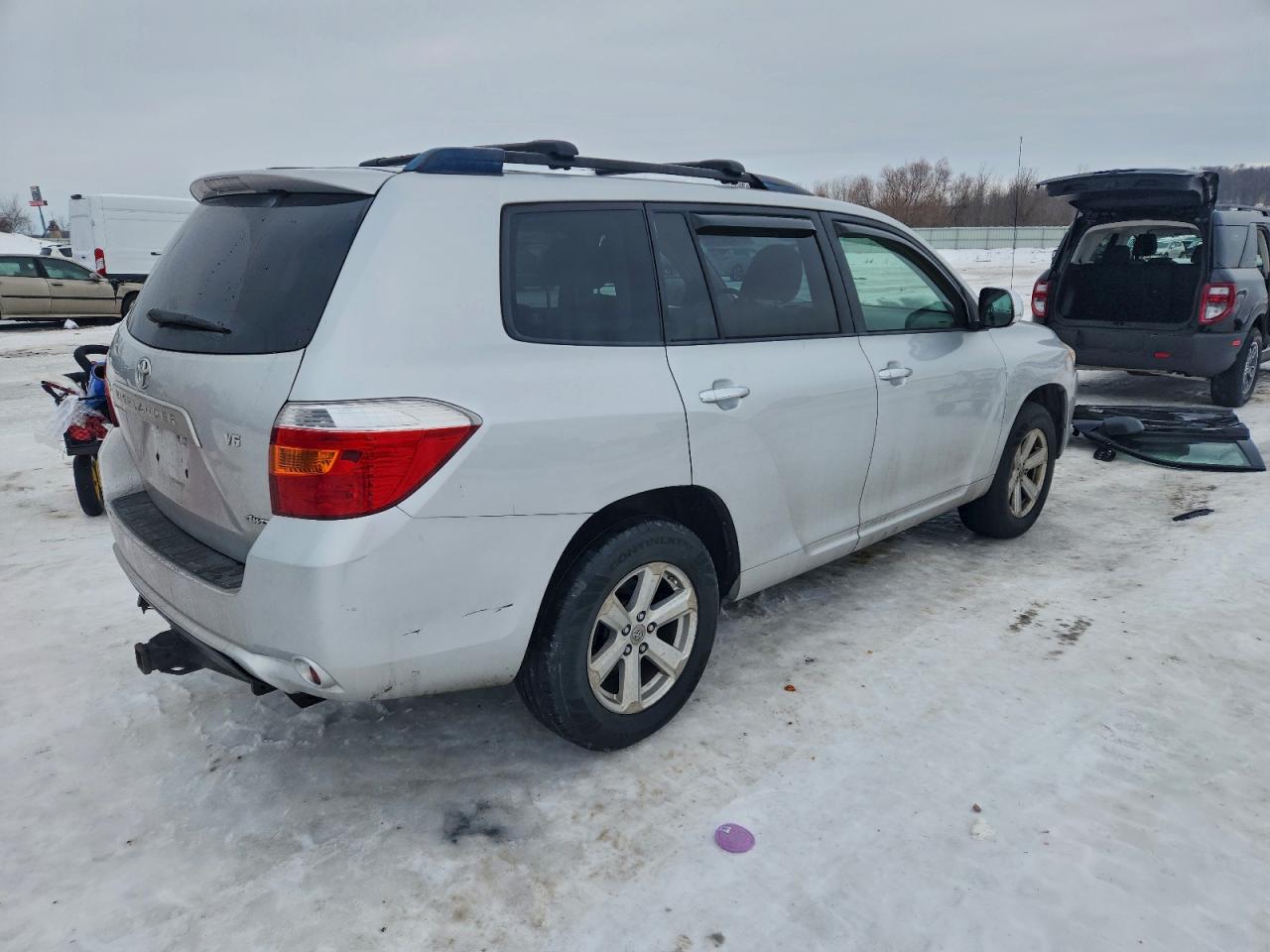 2009 TOYOTA HIGHLANDER photo 3