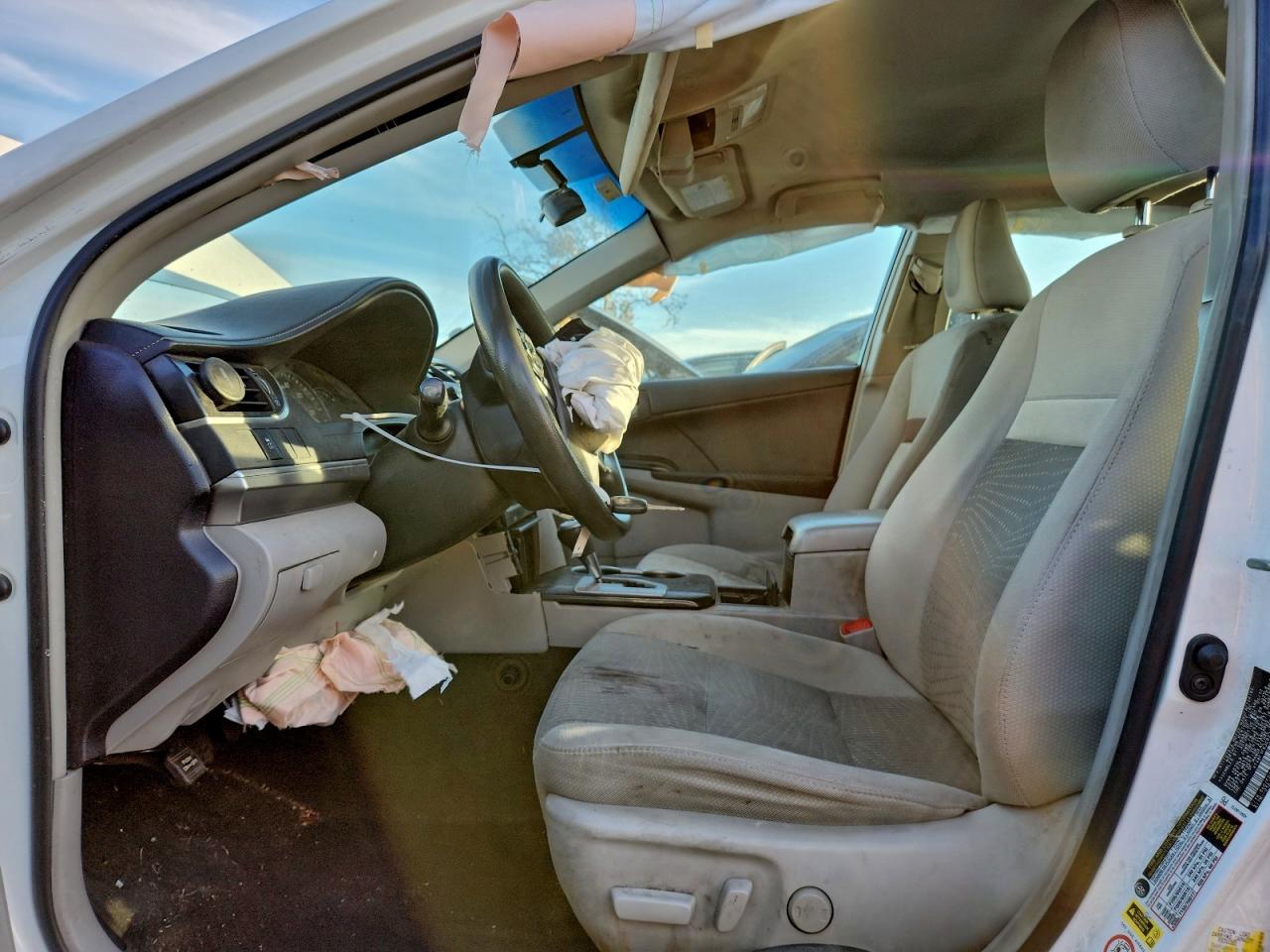 2012 TOYOTA CAMRY BASE photo 7