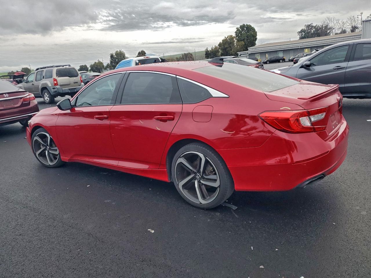 2018 HONDA ACCORD SPORT photo 2