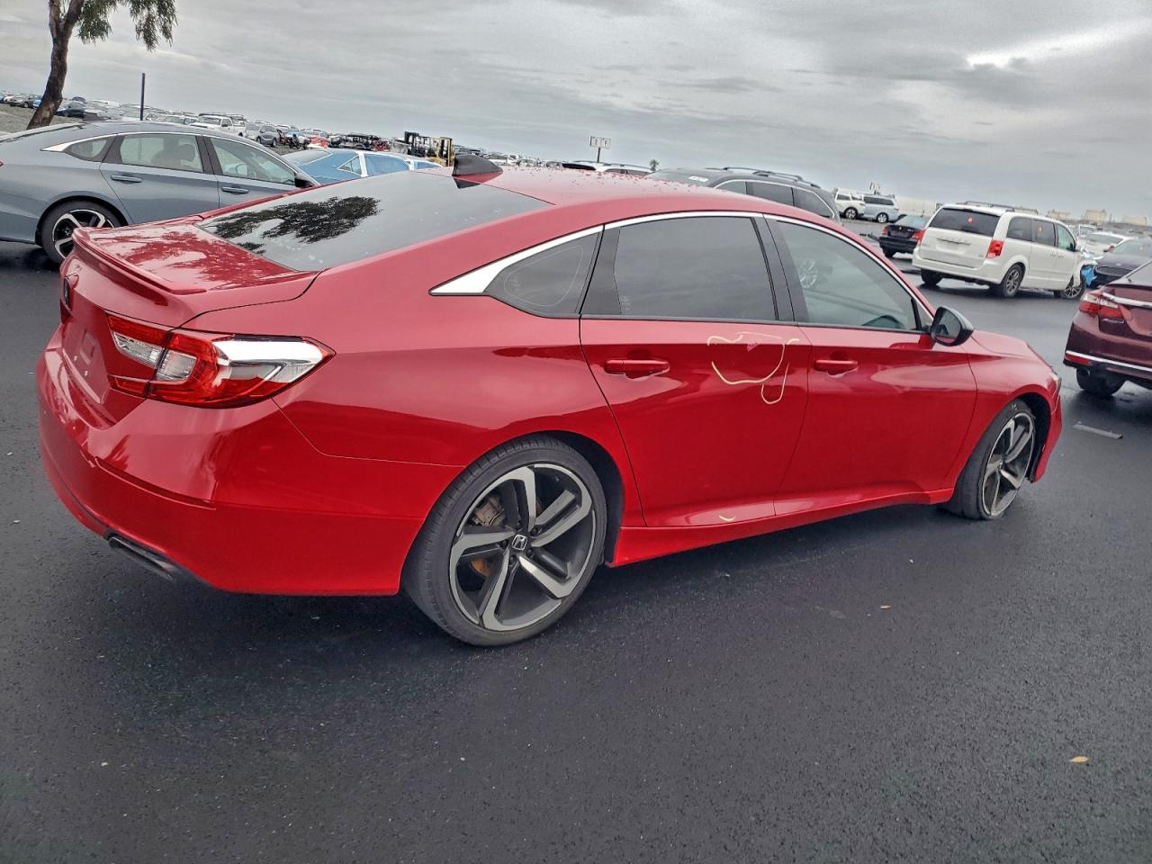 2018 HONDA ACCORD SPORT photo 3
