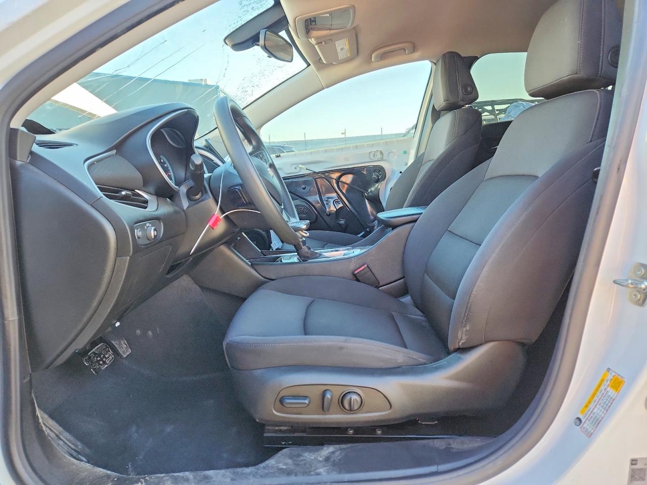 2022 CHEVROLET MALIBU LT photo 7