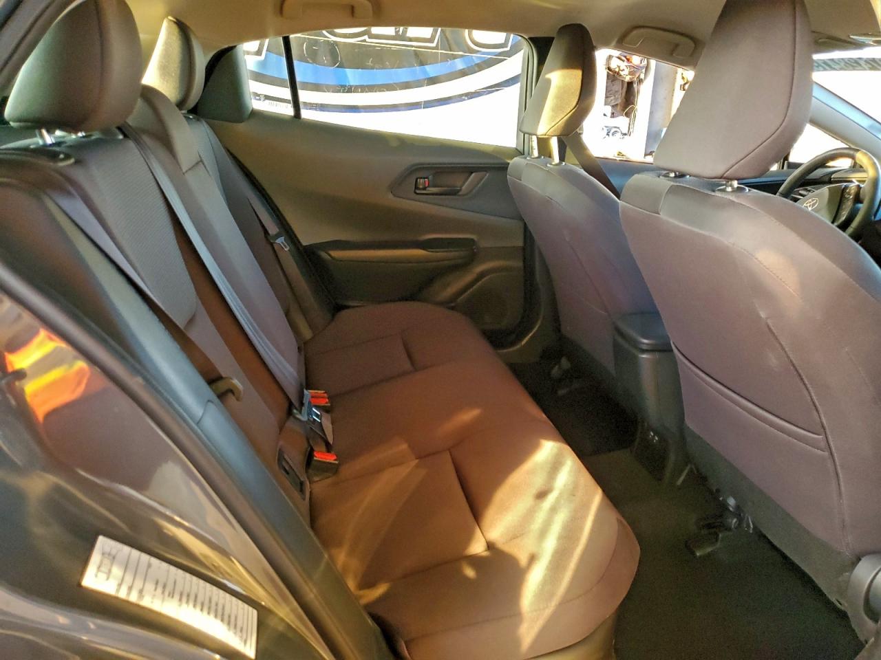 2025 TOYOTA PRIUS LE photo 19