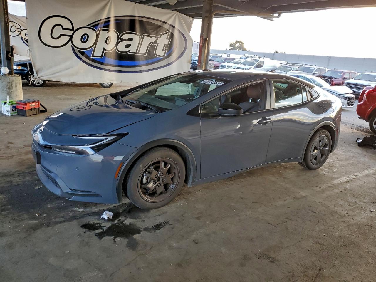 2025 TOYOTA PRIUS