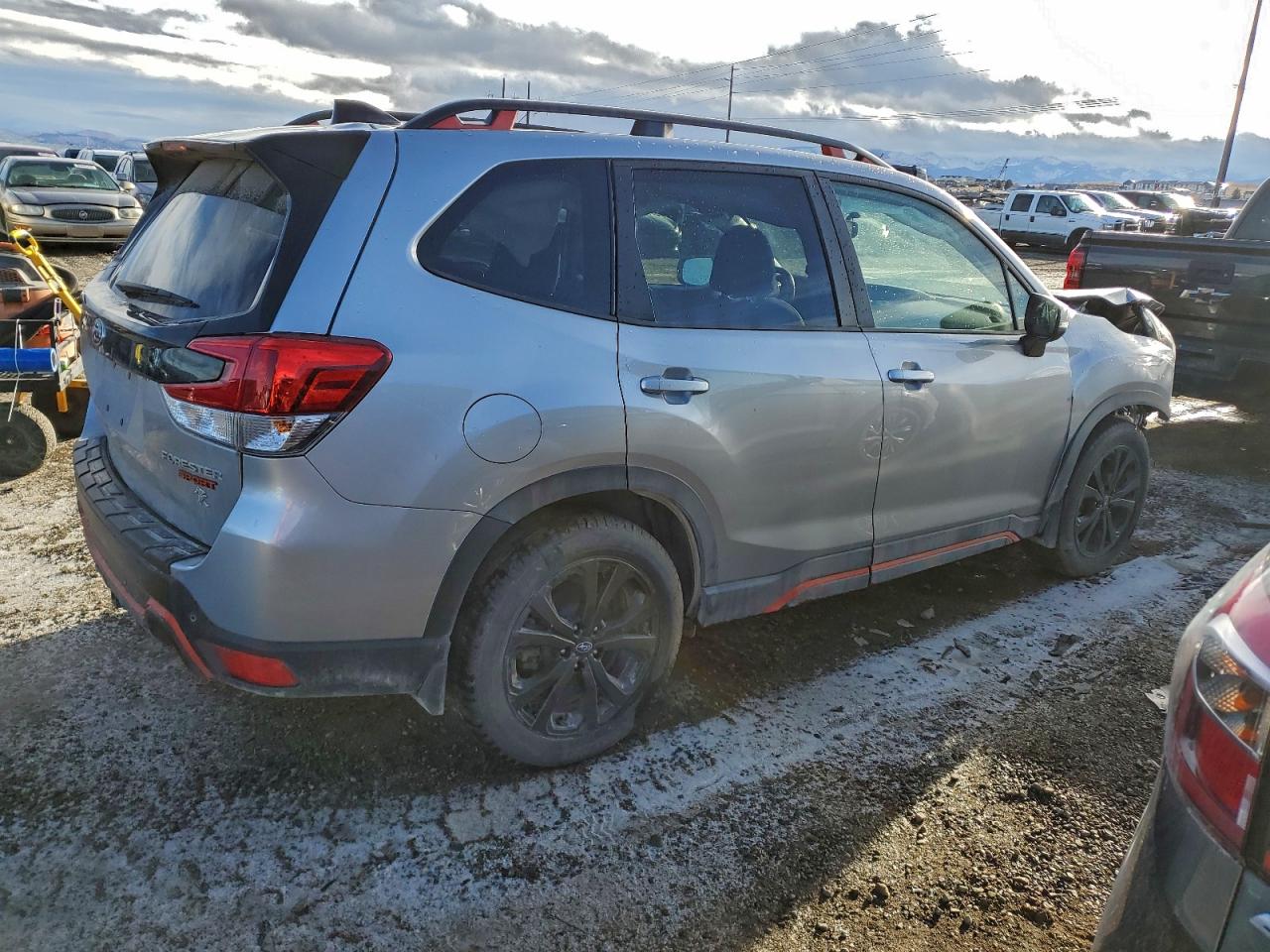 2024 SUBARU FORESTER SPORT photo 3
