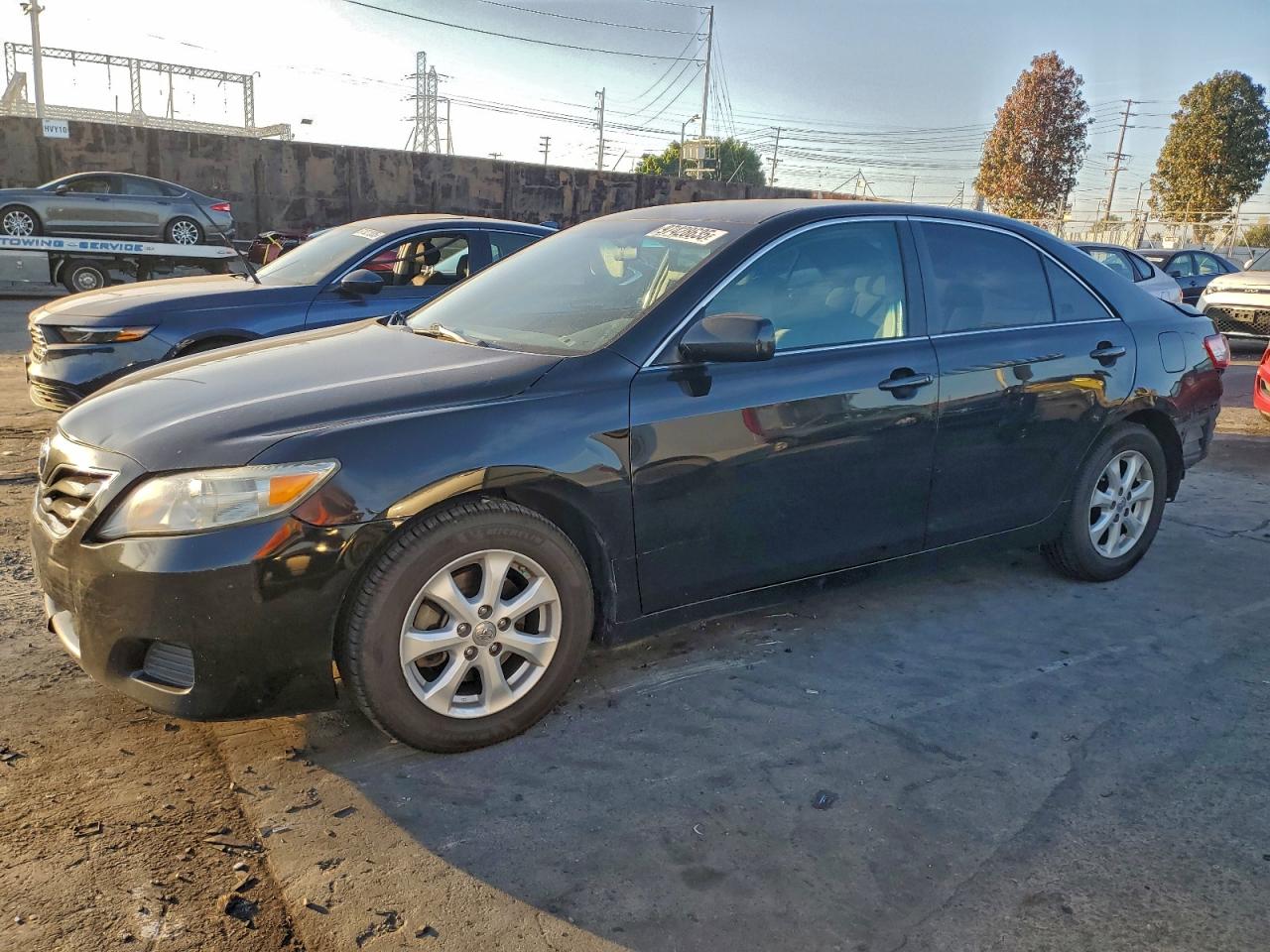 2011 TOYOTA CAMRY