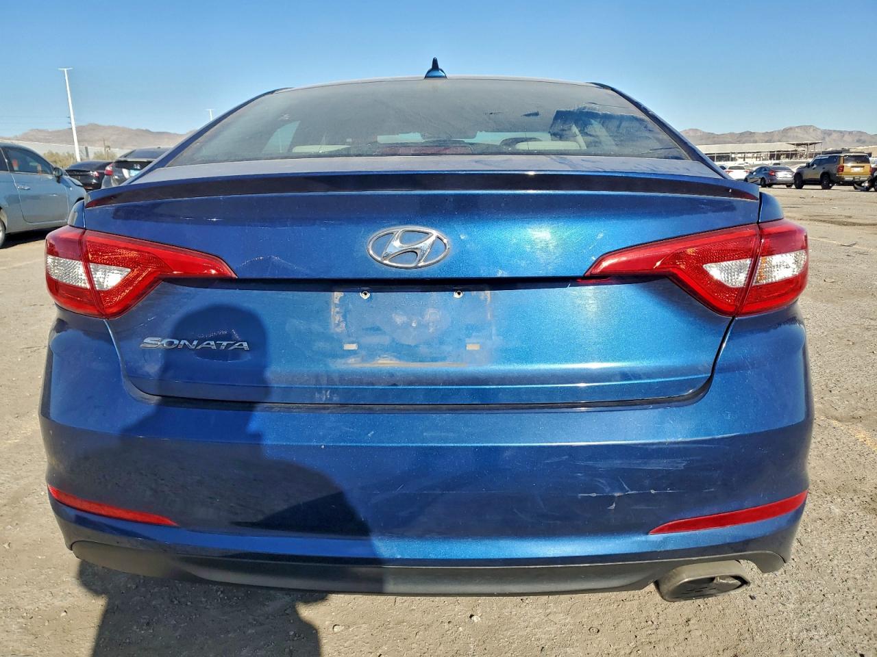2015 HYUNDAI SONATA SE photo 6