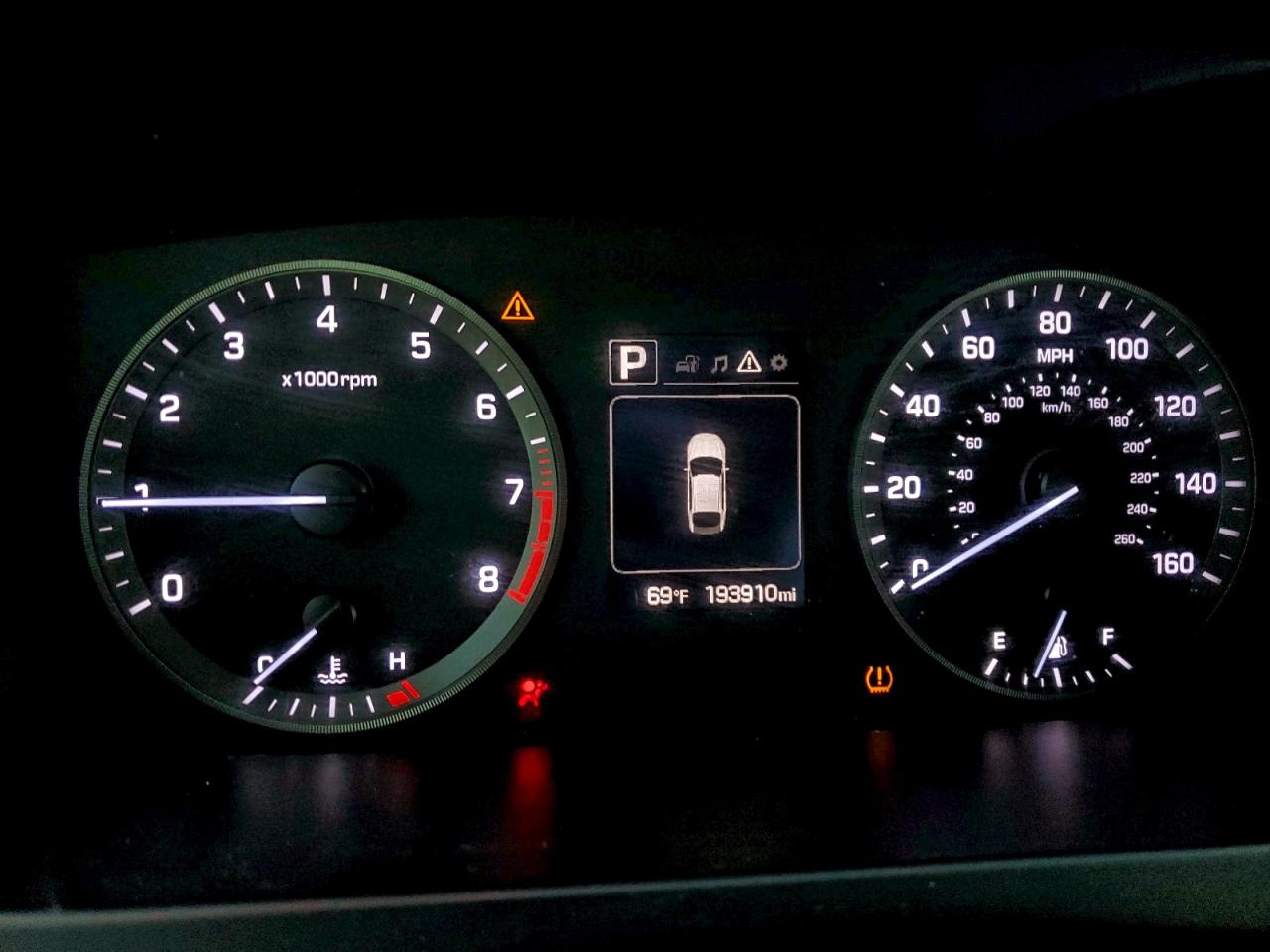 2015 HYUNDAI SONATA SE photo 9