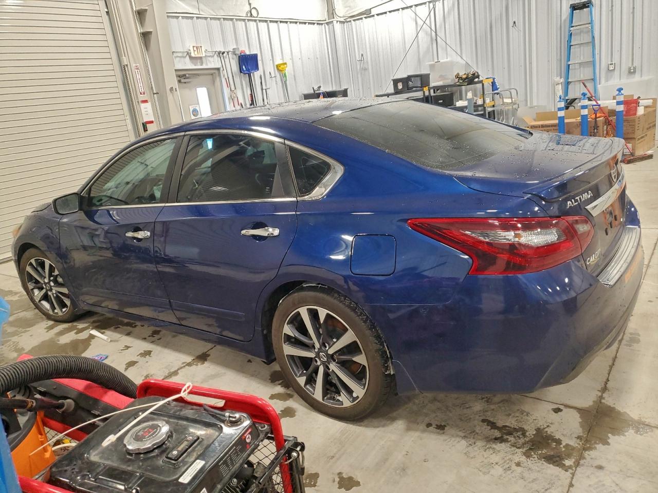 2017 NISSAN ALTIMA 2.5 SR photo 3