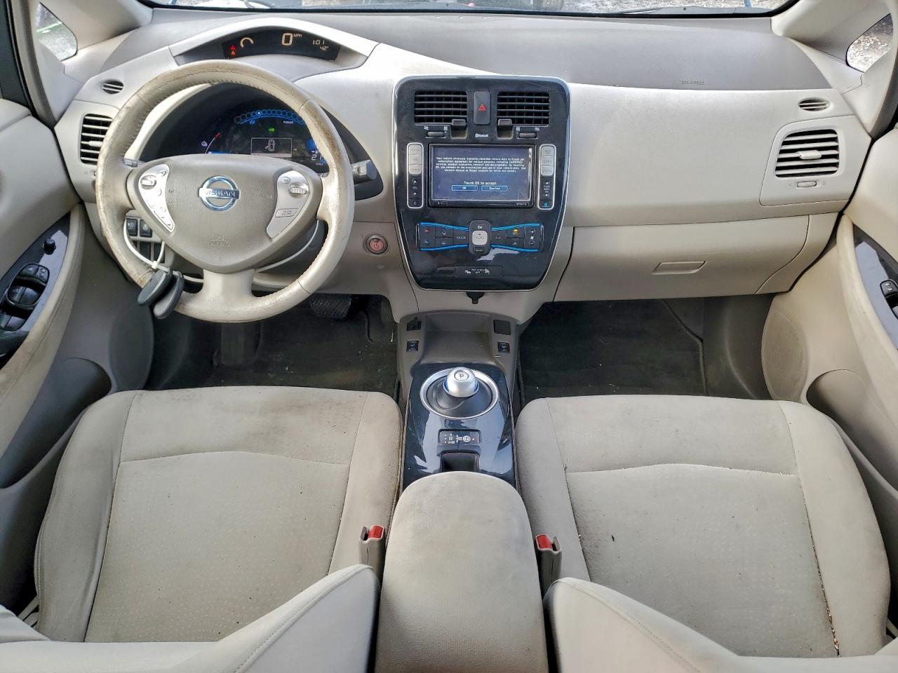 2012 NISSAN LEAF SV photo 8