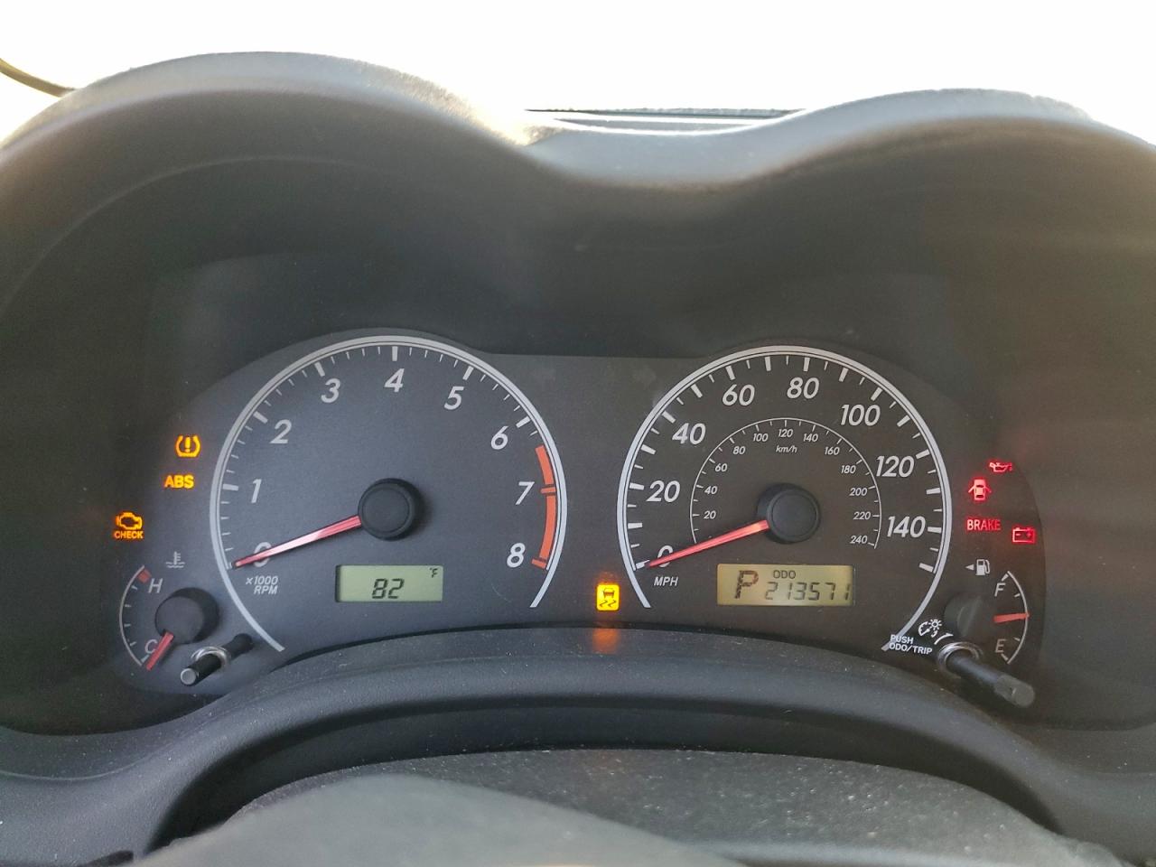 2011 TOYOTA COROLLA BASE photo 17